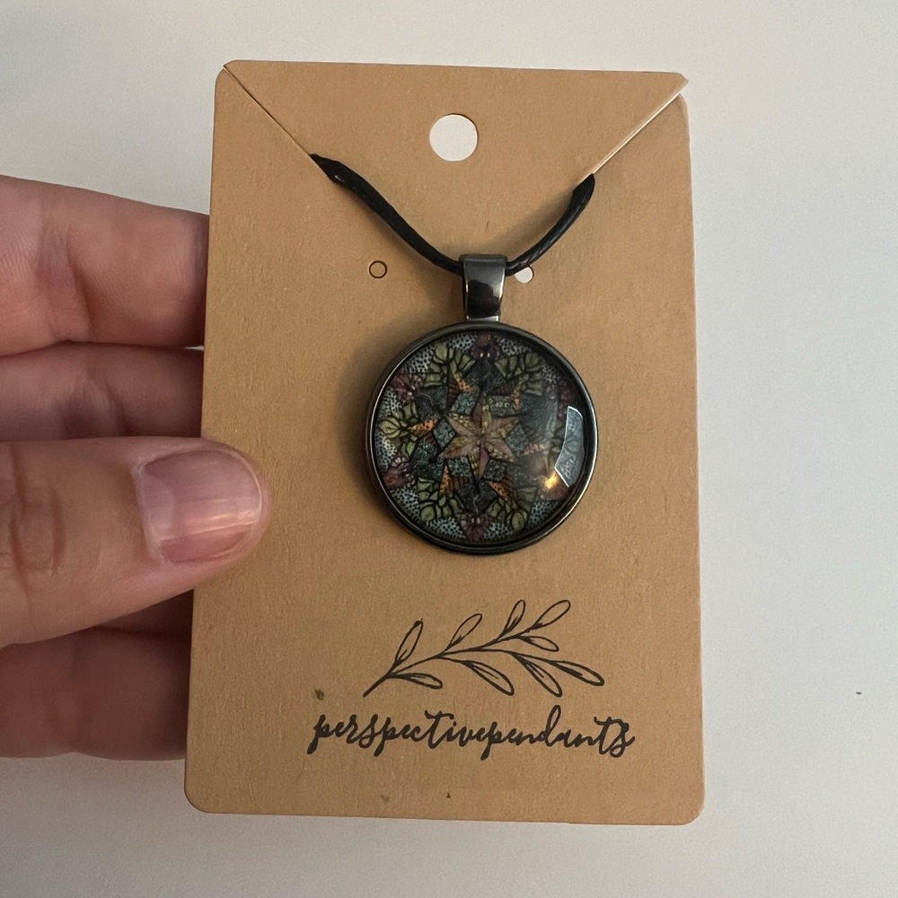 Handmade Cabochon Pendant Necklace 🌿